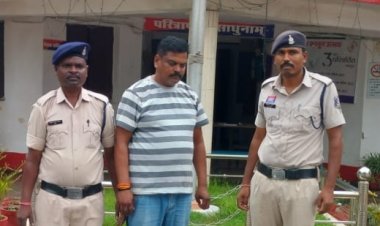 पहले कट्टे की नोक पर की थी लूट, इस बार गांजा तस्करी करते रंगे हाथ पकड़ा गया