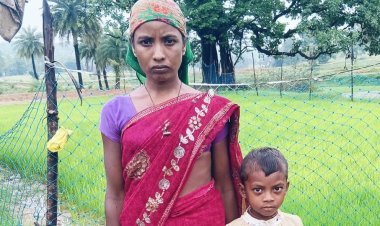 कुएं में डूबने से हुई मौत के तीन साल बाद, पीडि़त परिवार को मिला मुआवजा 