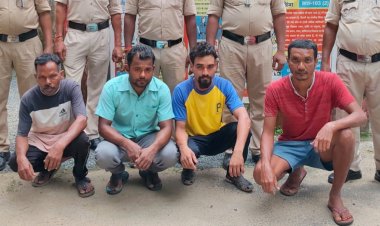 56 किलो गोवंश मांस के साथ चार आरोपी गिरफ्तार एक और मामले में चार नग मवेशियों को तस्करों के चंगुल से कराया आजाद