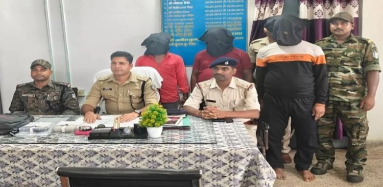 झारखण्ड में पकड़े गए जशपुर के नकली नोट के कारोबारी गुमला पुलिस ने जशपुर के तीन युवकों को 1 लाख, 30 हजार के नकली नोटों के साथ किया गिरफ्तार