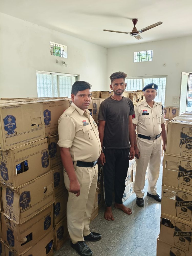 राजस्थान से जशपुर के रास्ते बिहार तस्करी कर ले जाई जा रही 51 लाख की अवैध शराब की खेप जशपुर पुलिस ने पकड़ा,