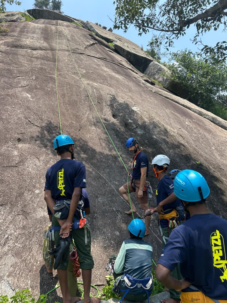 5 सितम्बर को हिमालय के बेस कैंप की ओर प्रस्थान करेगी अभियान पर निकली जशपुर की युवा टीम