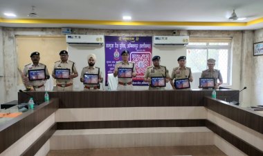 जनता और पुलिस के बीच सीधा संवाद: सरगुजा रेंज आईजी ने लॉन्च किया क्यूआर कोड सिस्टम