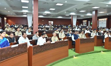 छत्तीसगढ़ में पुलिस अधीक्षकों की ट्रांसफर लिस्ट जल्द मुख्यमंत्री ने प्रदेश के 3 जिलों में अपराध की बढ़ती घटनाओं पर जताई नाराजगी 