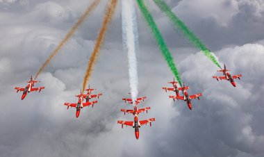 छत्तीसगढ़ देखेगा भारतीय वायुसेना की शौर्यगाथा —  5 नवम्बर को नवा रायपुर में रजत जयंती महोत्सव के दौरान होगा ‘सूर्यकिरण एरोबैटिक शो’