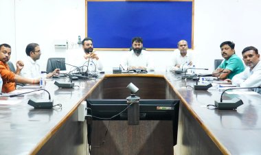 विशेष गहन पुनरीक्षण, एसआईआर, SIR कार्यक्रम शुरू ,  राजनीतिक दलों के साथ बैठक में कलेक्टर रोहित व्यास ने SIR से जुड़ी प्रक्रियाओं और तैयारियों के संबंध दी जानकारी