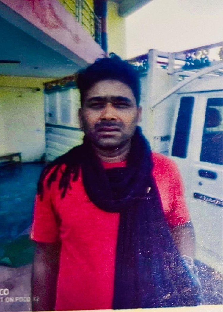 जिले के कुख्यात गांजा तस्कर रोहित यादव की संपत्ति, जशपुर पुलिस ने कराई फ्रिज, मकान, चार मोटर साइकल, एक स्कूटी व कार सहित कुल 50 लाख 64 हजार 653 रुपए से कीमत की संपत्ति का जशपुर पुलिस कराएगी समपहरण