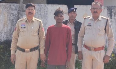 नाबालिग लडक़ी को शादी का झांसा देकर किया दुष्कर्म और हो गया फरार   आरोपी रविकांत उर्फ  भोला को ग्वालियर से ढूंढ लाई जशपुर पुलिस