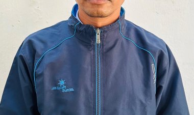 जशपुर के बगीचा क्षेत्र में अशासकीय स्कूल की छात्रा ने क्लॉस रूम में फांसी लगाकर की अत्महत्या  सुसाईडल नोट में स्कूल के प्राचार्य कुलदीपन टोपनो पर लगाए हैं यौन प्रताडऩा के आरोप