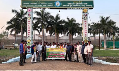 जशपुर के कृषकों ने किया रायपुर में आधुनिक उद्यानिकी तकनीकों का अवलोकन