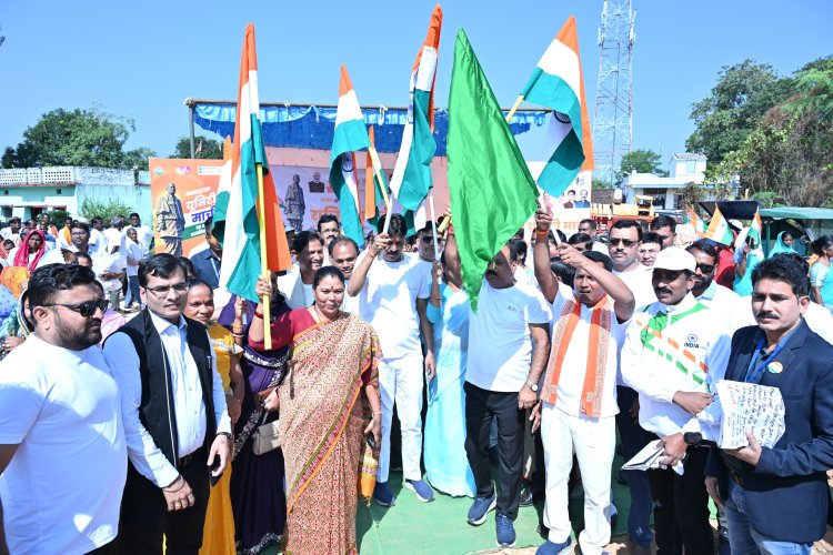 लौहपुरुष सरदार वल्लभभाई पटेल की 150वीं जयंती पर जिले में हुआ यूनिटी मार्च का भव्य आयोजन,  एकता, अखंडता और सामाजिक सौहार्द्र के संदेश के साथ लोगों में उमड़ा देशभक्ति का जज़्बा