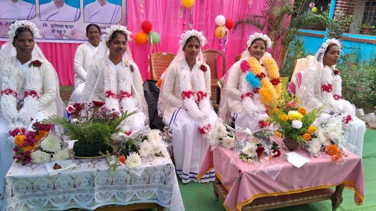 संत अन्ना धर्म संघ के पांच धर्म संघीय बहनों ने सम्मान पूर्वक आजीवन व्रतधारण लिया