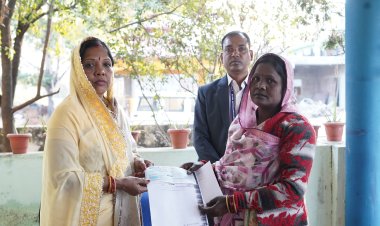 10 साल के बच्चे की करंट लगने से हुई थी मृत्यु , 4 साल बाद मिला न्याय  मुख्यमंत्री कैंप कार्यालय की संवेदनशील पहल से परिजनों को मिली बड़ी राहत, CM साय का जताया आभार