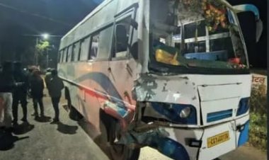 तेज रफ्तार बस और बाइक की भिड़ंत में 2 युवकों की मौत