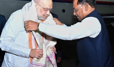 मुख्यमंत्री विष्णु देव साय ने केंद्रीय गृह मंत्री अमित शाह का स्वामी विवेकानंद विमानतल पर किया आत्मीय स्वागत