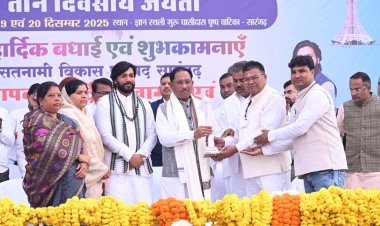 बाबा गुरु घासीदास का संदेश मानवता के लिए पथ-प्रदर्शक: मुख्यमंत्री विष्णु देव साय  ‘मनखे-मनखे एक समान’ का विचार विकसित छत्तीसगढ़ की मजबूत आधारशिला: मुख्यमंत्री