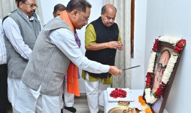 मुख्यमंत्री विष्णुदेव साय ने कुशाभाऊ ठाकरे की पुण्यतिथि पर दी श्रद्धांजलि