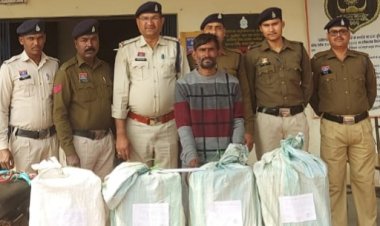 उड़ीसा से 640 शीशी प्रतिबंधित कफ सिरप लाते तस्कर को जशपुर पुलिस ने दबोचा