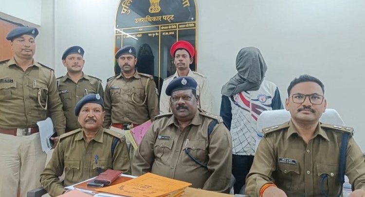 ठेठईटांगर में चोरी के पैसों के बंटवारे को लेकर हुई दोहरी हत्या का खुलासा,  हत्या का मुख्य आरोपी नोएडा से गिरफ्तार