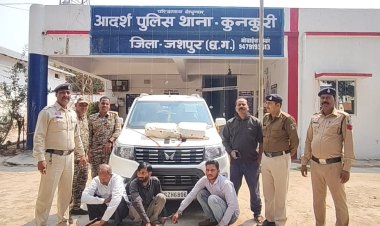 *बोलेरो के गुप्त चेंबर से 18.4 किलो गांजा भरकर ओडिशा से मध्यप्रदेश जा रहे तस्कर जशपुर में धरे गए*