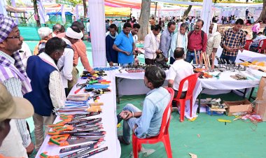 *कृषि क्रांति एक्सपो में उमड़ा किसानों का सैलाब*  *17 कंपनियों ने दिखाई रुचि*  *मिलेट, औषधीय एवं उद्यानिकी फसलों के निर्यात को मिलेगा बढ़ावा*  *किसानों को मिले नए बाजार के अवसर*