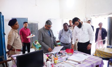 *न्यायिक व प्रशासनिक अधिकारियों ने जशपुर जिला जेल का किया गया आकस्मिक निरीक्षण*