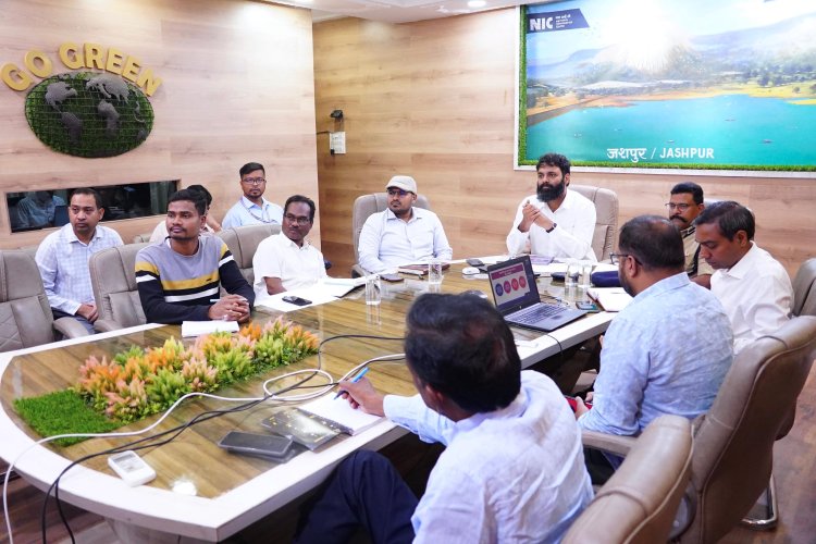 घरेलू गैस या डीजल पैट्रोल की जो दिक्कत तो इन नंबरों पर करें संपर्क  कलेक्टर ने कहा गैस, पेट्रोल-डीजल और उर्वरक की कोई कमी नहीं