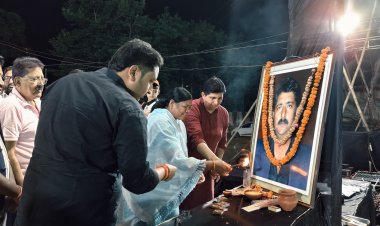 *स्व शत्रुंजय प्रताप सिंह जूदेव स्मृति अंतर्राज्यीय फ्लड लाइट क्रिकेट प्रतियोगिता का रंगारंग शुभारंभ*  *प्रतियोगिता के विजेता को मिलेगा 3.11 लाख, उपविजेता को 1.51 लाख रुपए का इनाम*