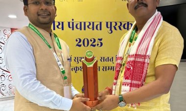 *राष्ट्रीय पंचायत पुरस्कार से जशपुर का बढ़ा मान, जिला पंचायत अध्यक्ष सालिक साय हुए सम्मानित*