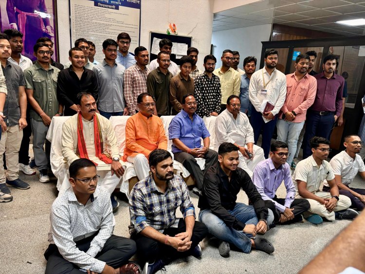 *ट्राइबल यूथ हॉस्टल के 13 अभ्यर्थियों ने यूपीएससी प्रीलिम्स में हासिल की सफलता*  *मुख्यमंत्री विष्णुदेव साय द्वारा सीटें 50 से बढ़ाकर 200 किए जाने का मिला सकारात्मक परिणाम*